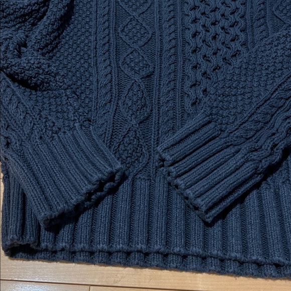 L.L. Bean Men's Navy Cable Knit Sweater - Picture 7 of 15